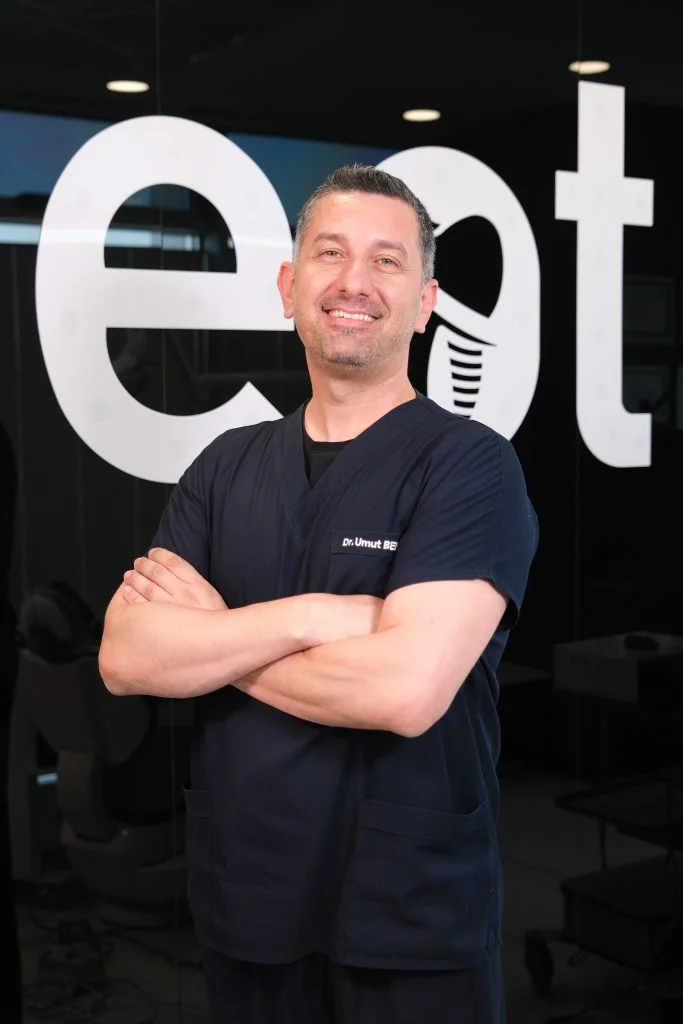 Dr. Dt. Vahdi Umut BENGİ, Ankara Diş Hekimi, Diş Doktoru, Dişçi, Periodontoloji ve İmplantoloji Uzmanı