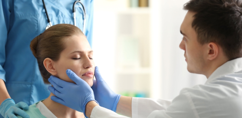 Ankara Ağız ve Çene Cerrahisi: Kapsamlı Bir Rehber 2025